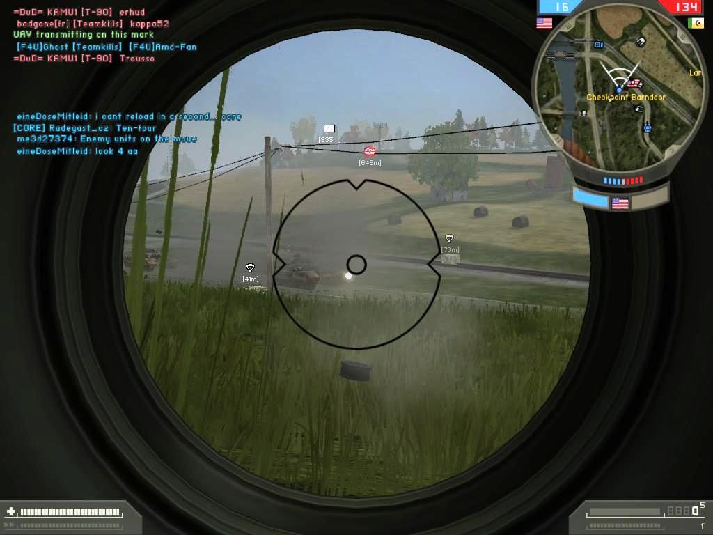 Battlefield 2: Booster Pack - Armored Fury (Windows) screenshot: They want the supply crates on the tracks and phone pole. The lead tank pops smoke hoping to dodge my SRAW shot heading for him.