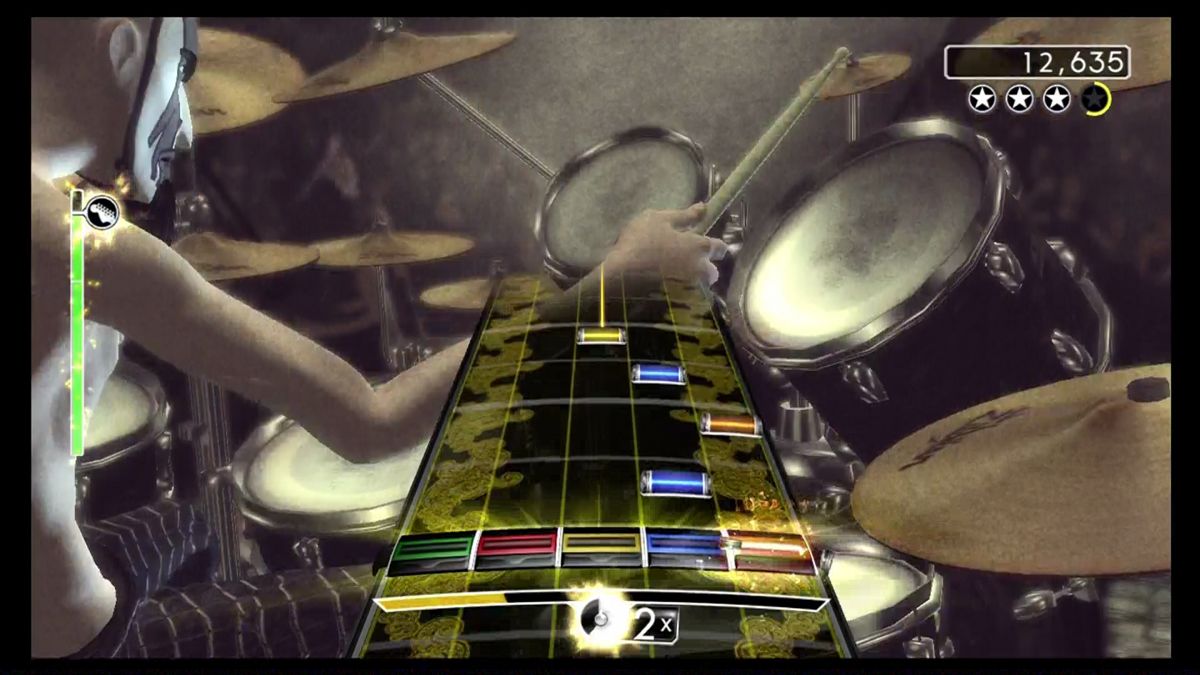 Rock Band (Xbox 360) screenshot: Overdrive active, boosting our score multiplier.