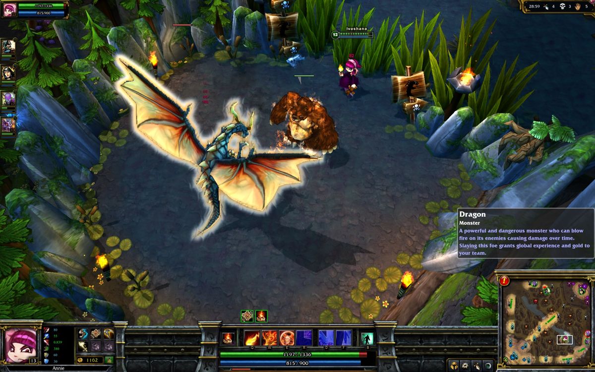 League of Legends (Windows) screenshot: Killing a dragon with the help of my summoned bear.