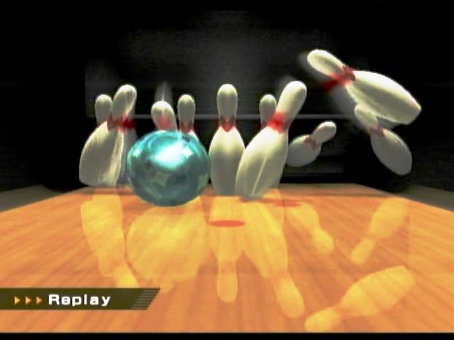 Wii Sports (Wii) screenshot: Instant replay after Strikes / Spares