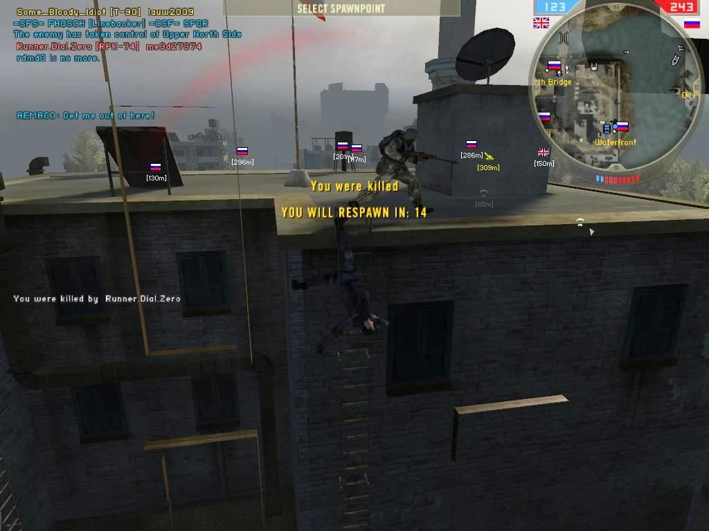 Battlefield 2: Special Forces (Windows) screenshot: Ghost Town - Waiting for me at the top of ladder