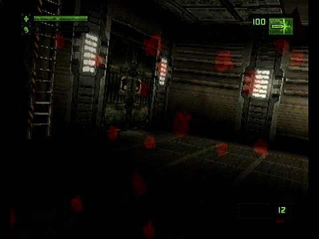 Alien: Resurrection (PlayStation) screenshot: Not much time to find the kit before you're killed by a chestbuster.