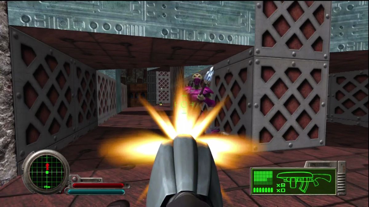 Marathon 2: Durandal (Xbox 360) screenshot: Using the assault rifle.