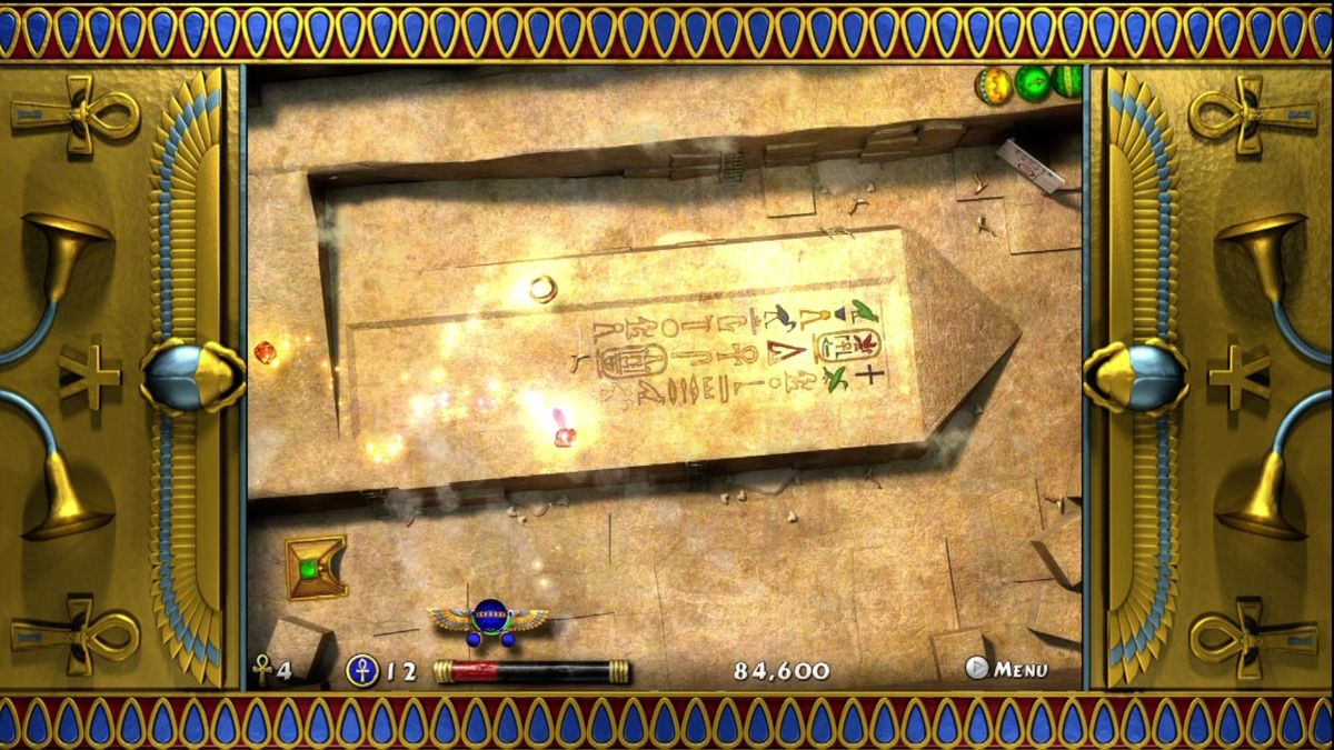 Luxor 2 (Xbox 360) screenshot: Clearing a column drops jewels. Grab them for extra points.