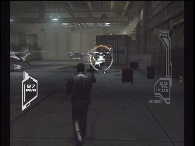 Terminator 3: The Redemption (Xbox) screenshot: Military hangar, trying to get John and Kate to safety.