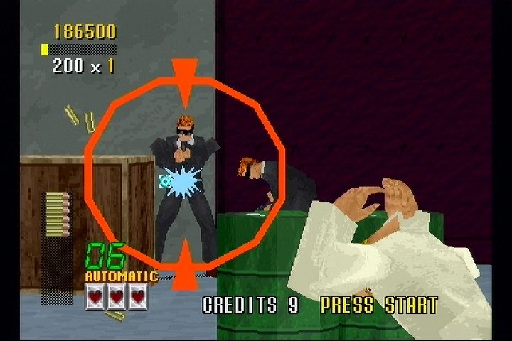 Virtua Cop (SEGA Saturn) screenshot: There are other weapons available, such as this automatic handgun.