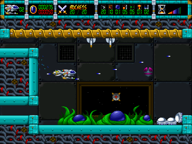 Cybernoid II (Windows) screenshot: Wall-climbing enemy