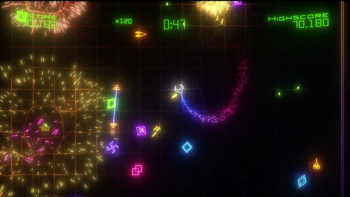 Geometry Wars: Retro Evolved 2 (Xbox 360) screenshot: Increasing enemies as time winds down.