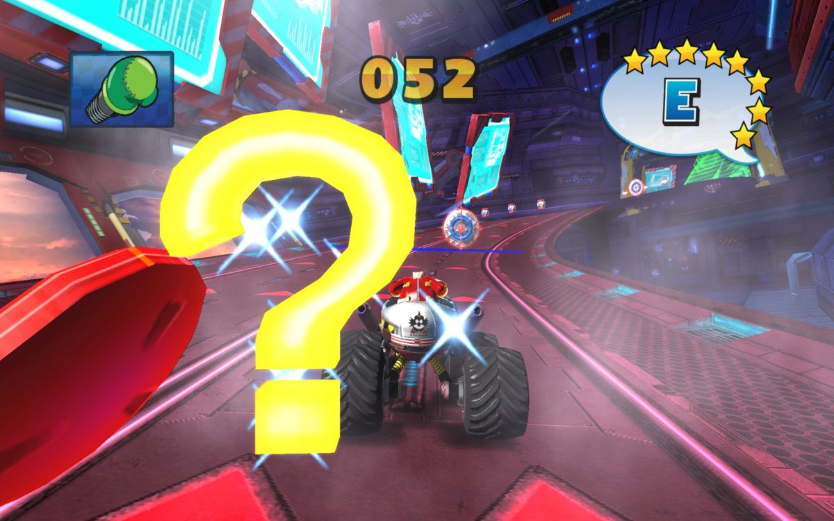 Sonic & SEGA All-Stars Racing (Windows) screenshot: Broke a container and got a glove.