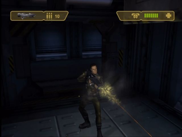 Screenshot of Run Like Hell (Xbox, 2002) MobyGames