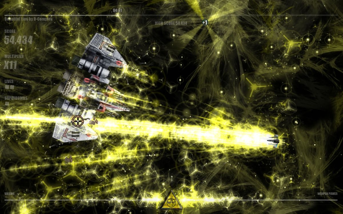 Beat Hazard (Windows) screenshot: Attacking one of the larger ships