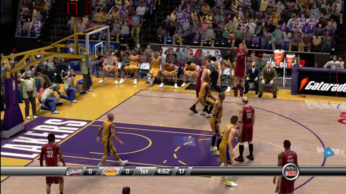NBA 2K8 (Xbox 360) screenshot: He shoots!