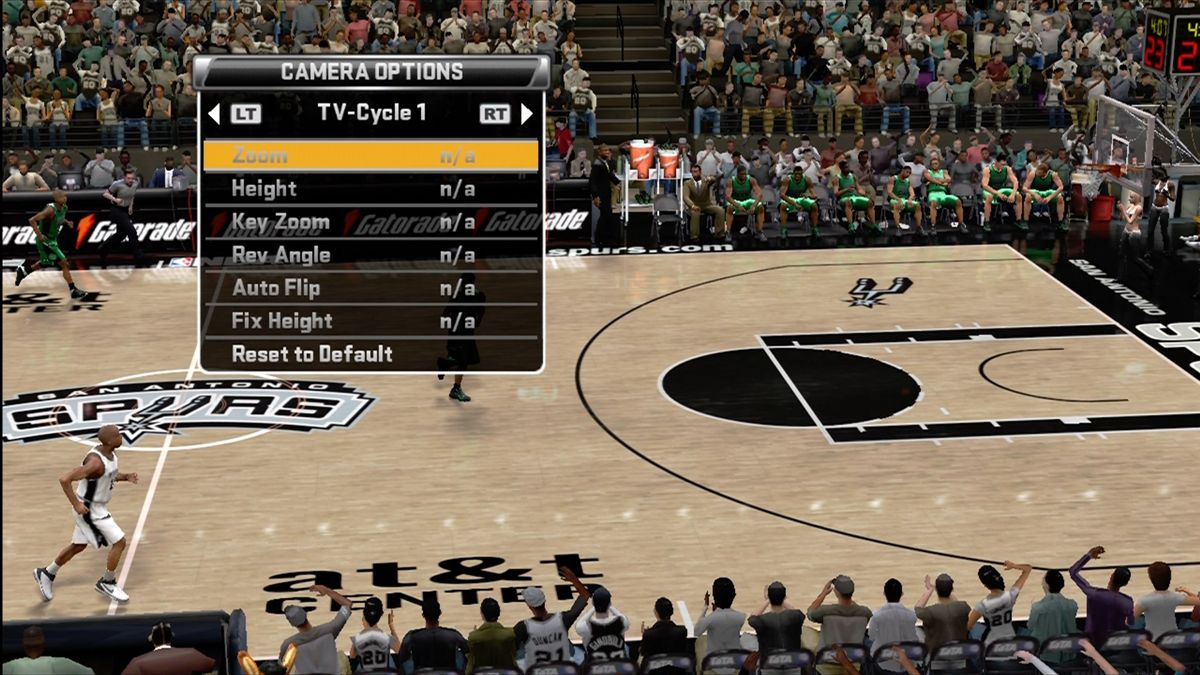 NBA 2K8 (Xbox 360) screenshot: There's a huge number of camera views and options.