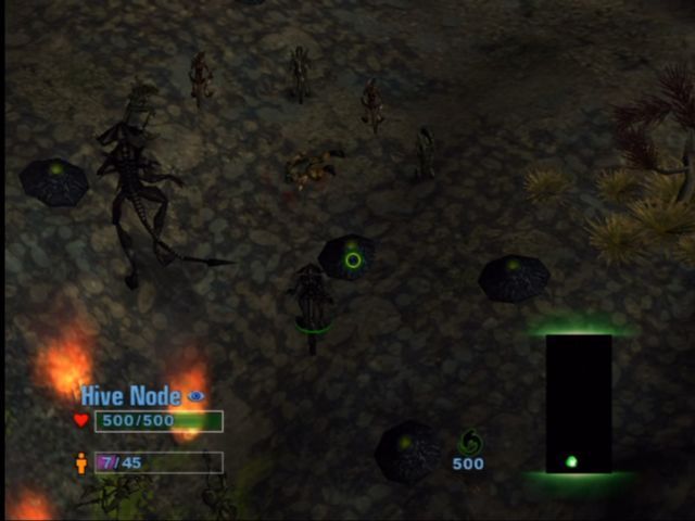 Aliens Versus Predator: Extinction (Xbox) screenshot: Aliens use the Queen as their base. She's rendered immobile to lay eggs.