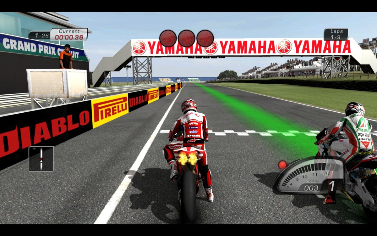 SBK X: Superbike World Championship (Windows) screenshot: The lights are out, fire comes out of the exhaust - time for the race!