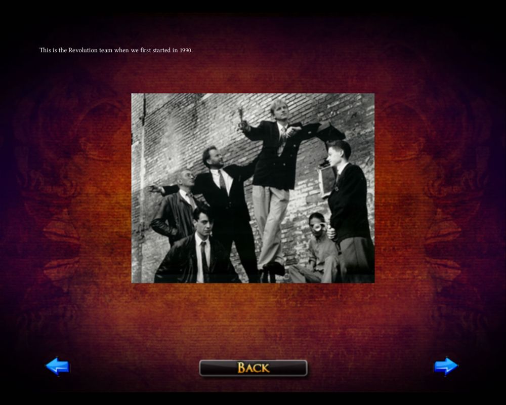 Broken Sword: Shadow of the Templars - The Director's Cut (Windows) screenshot: ...photos...