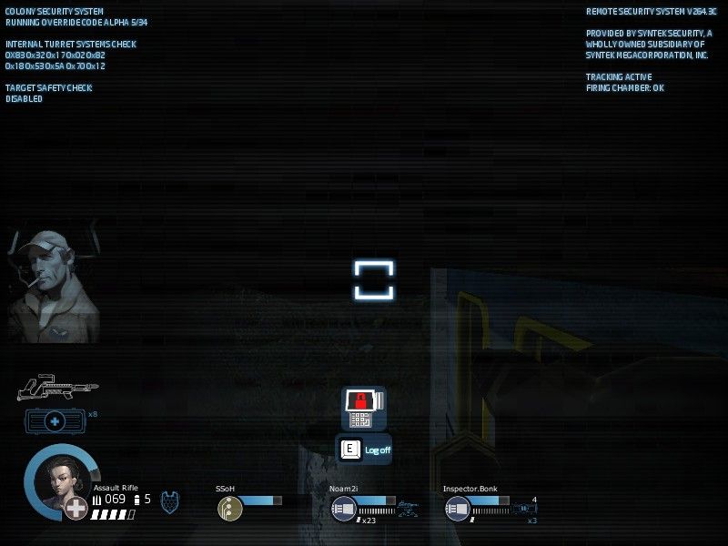 Alien Swarm (Windows) screenshot: You can control a turret but you have to count on your team for protecting
