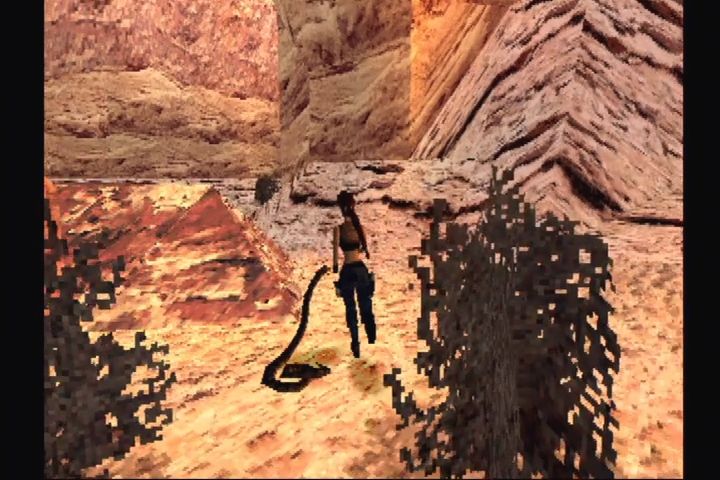 Tomb Raider III: Adventures of Lara Croft (PlayStation) screenshot: Mind the snake...