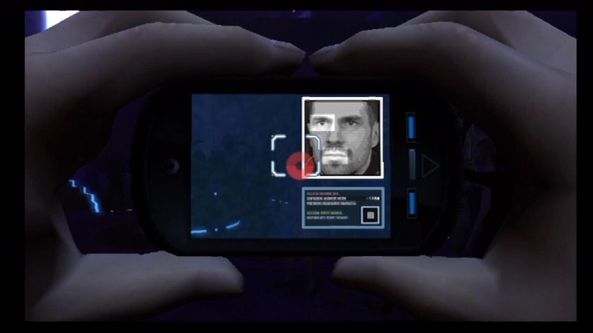 GoldenEye 007 (Wii) screenshot: Using your smartphone to locate an informant.