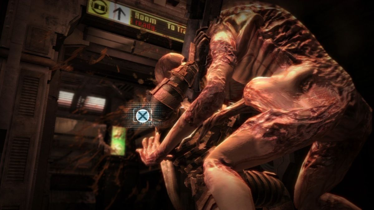 Dead Space (PlayStation 3) screenshot: Close encounter with the monster.