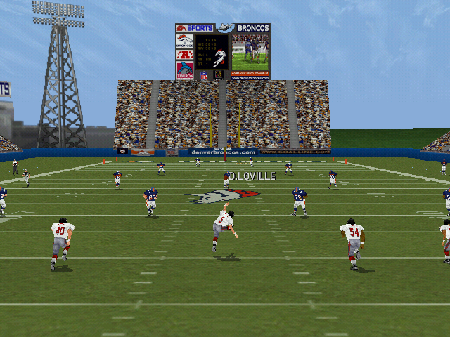 Madden NFL 2000 (Windows) screenshot: Opening kickoff