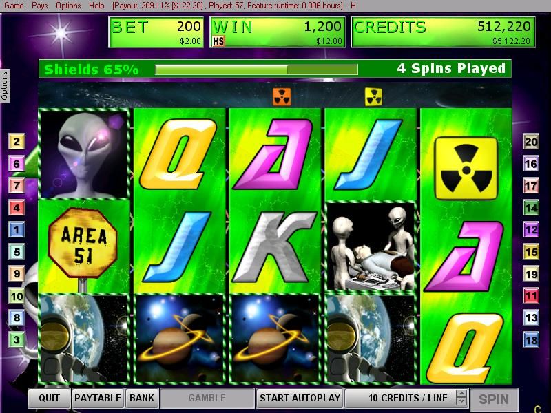 Alien Zone (Windows) screenshot: The game spins for you with your shields lowering or gaining.