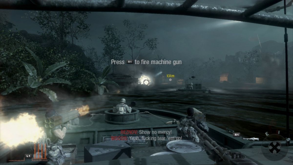 Call of Duty: Black Ops (PlayStation 3) screenshot: Commandeering an assault boat.