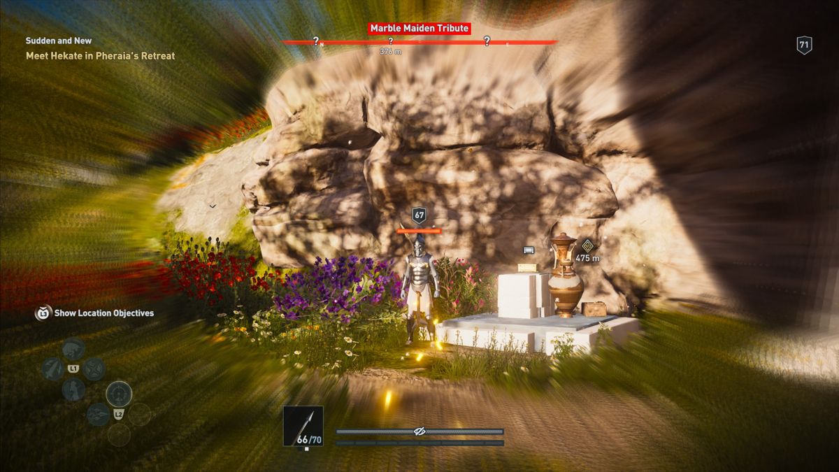 Assassin's Creed: Odyssey - The Fate of Atlantis (PlayStation 4) screenshot: Episode 1: Arrow camera while flying at one of the guards of one of many Persephone's shrines