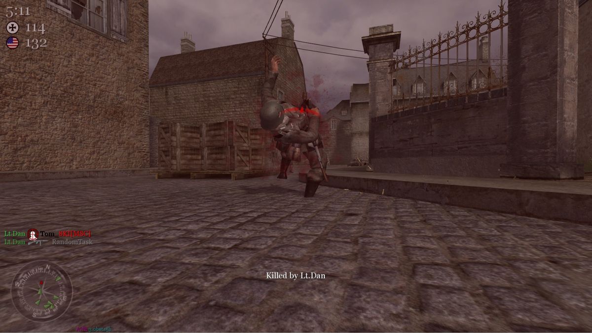 Call of Duty 2 (Windows) screenshot: Totally epic death.