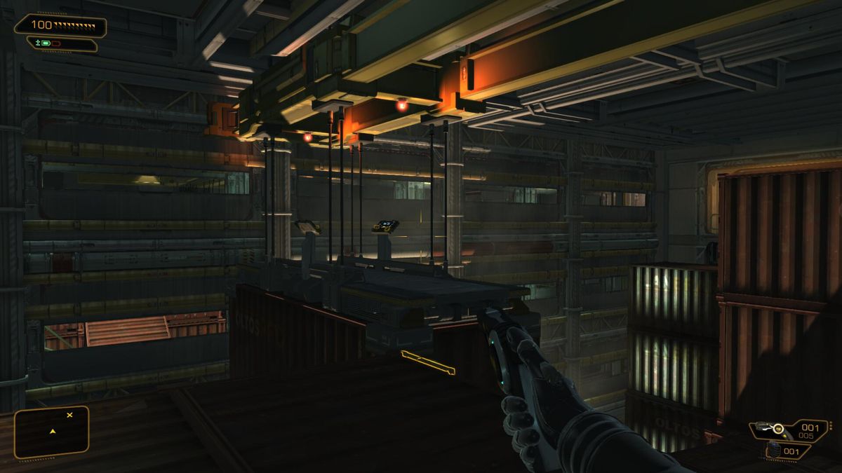 Deus Ex: Human Revolution - The Missing Link (Windows) screenshot: Navigating a storage room