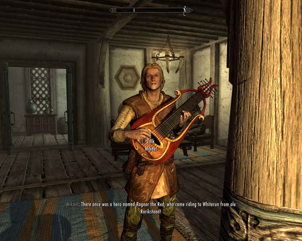 The Elder Scrolls V: Skyrim (Windows) screenshot: Visiting a tavern and listening to a folk song performed by the local bard