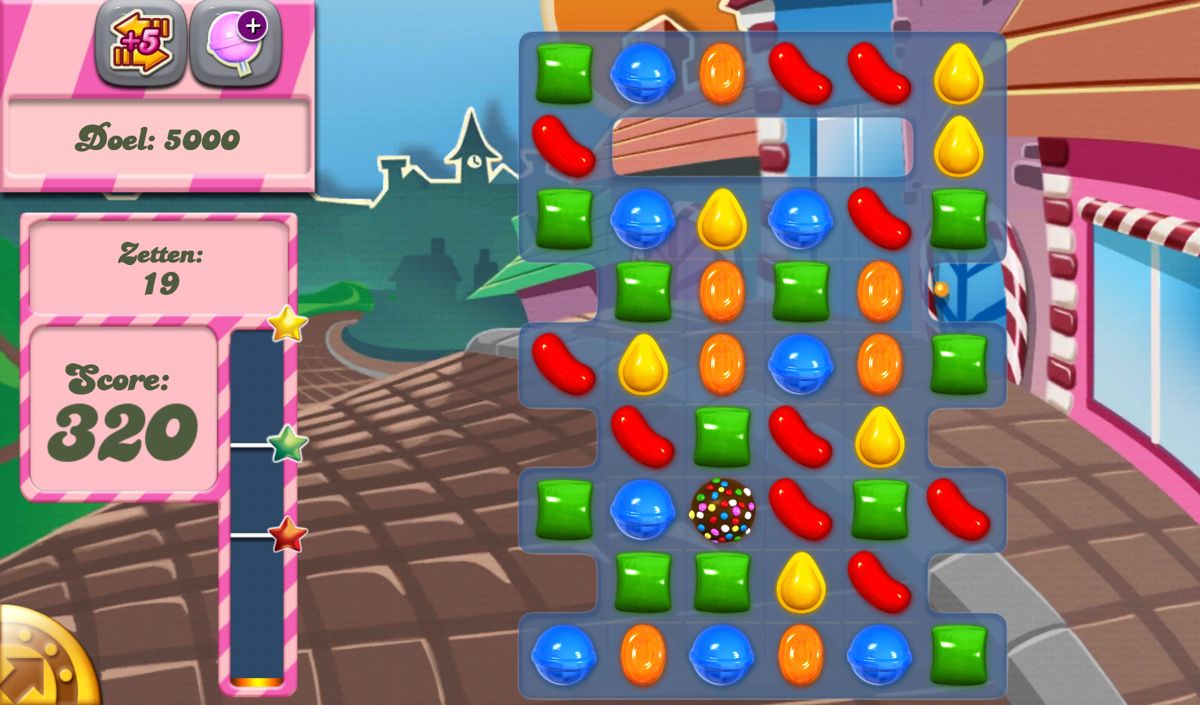 Screenshot of Candy Crush Saga (Android, 2012) - MobyGames