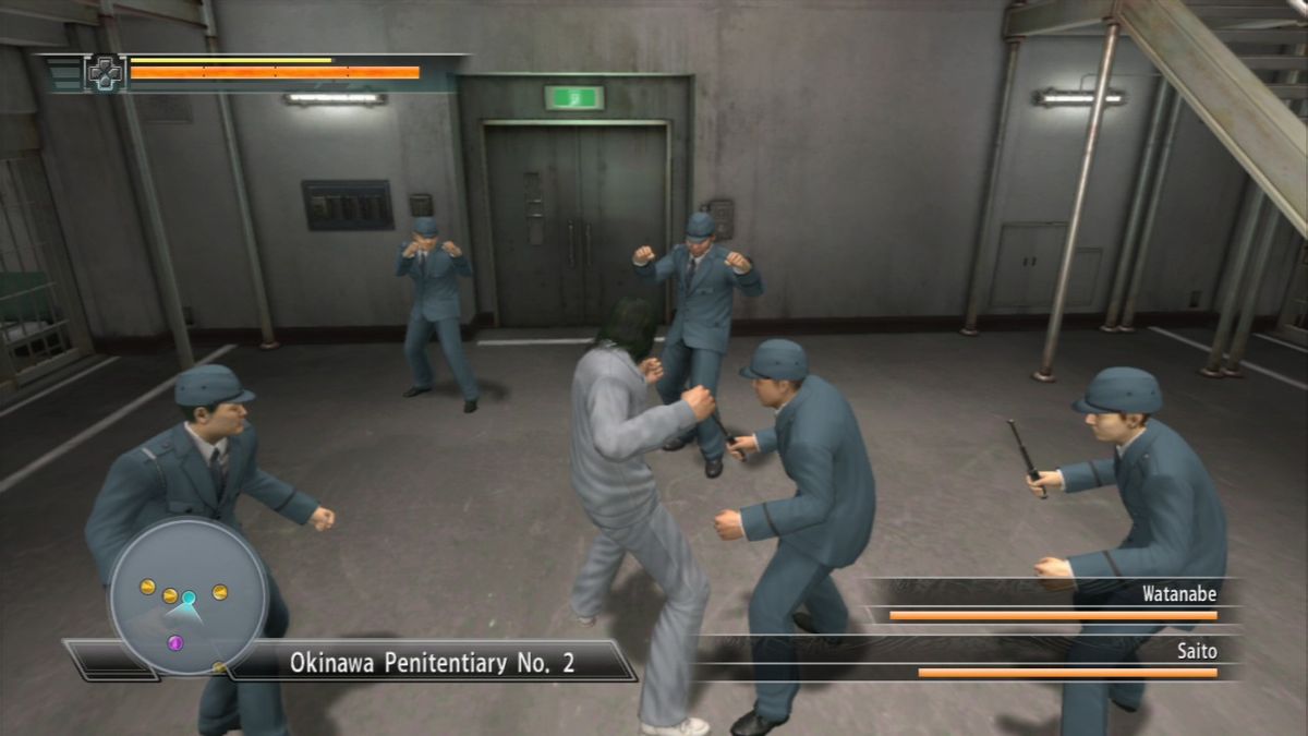 Yakuza 4 (PlayStation 3) screenshot: These prison guards are worse than the convicts in here, so no need to hold your punches.