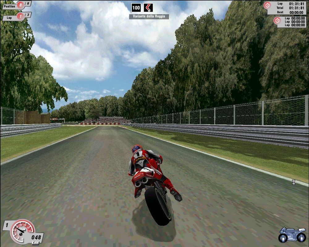 Superbike 2000 (Windows) screenshot: In the top centre of the screen the player gets advance information about the up coming corner