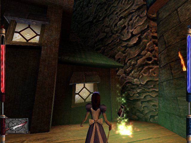 American McGee's Alice (Windows) screenshot: Playing cards - another weapon