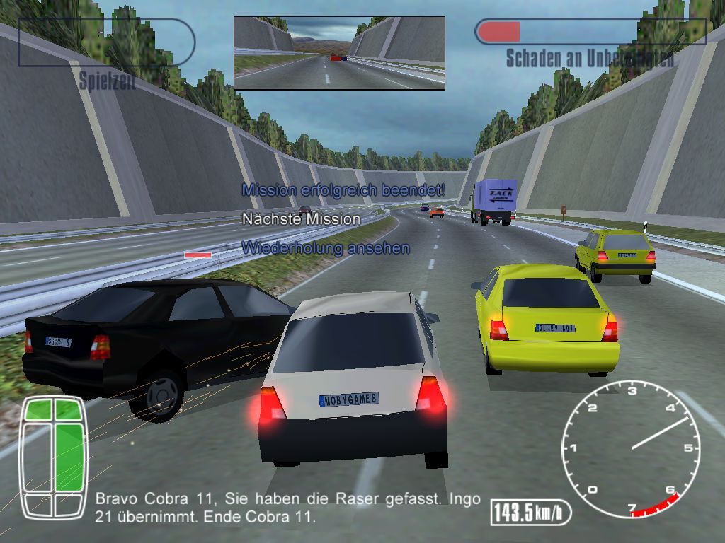 Alarm für Cobra 11 (Windows) screenshot: Mission successful. Car has been stopped by crashing into.