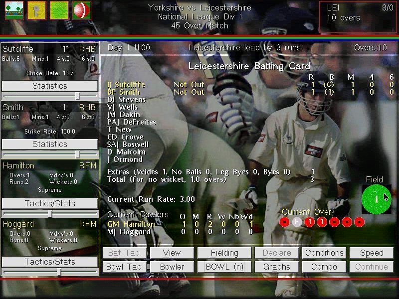 Michael Vaughan's Championship Cricket Manager (Windows) screenshot: This is the main managerial view of the match. Leicester have scored three from the first over and the red circles show what was scored from each ball.