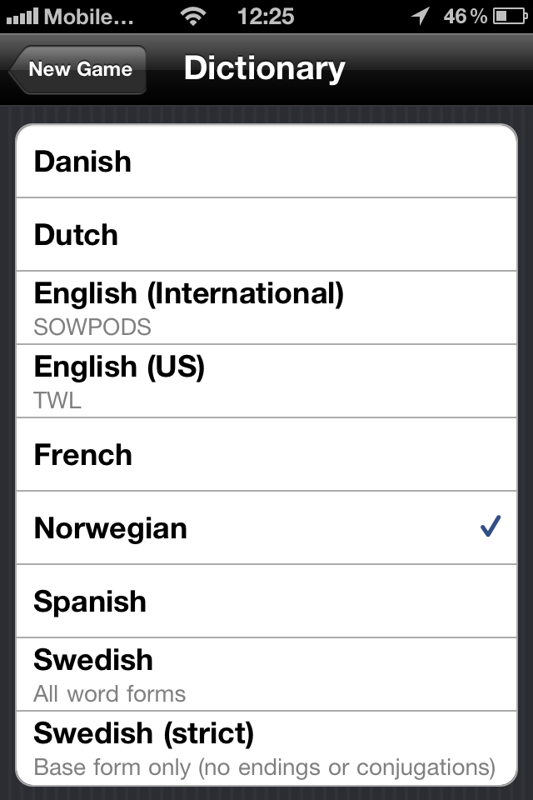 Wordfeud (iPhone) screenshot: Dictionary selection.