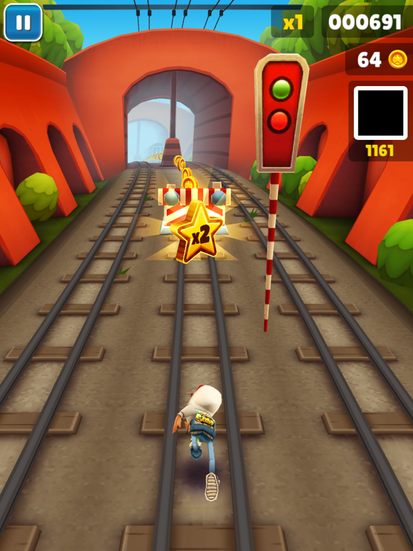 Subway Surfers (iPad) screenshot: Coin multiplier!