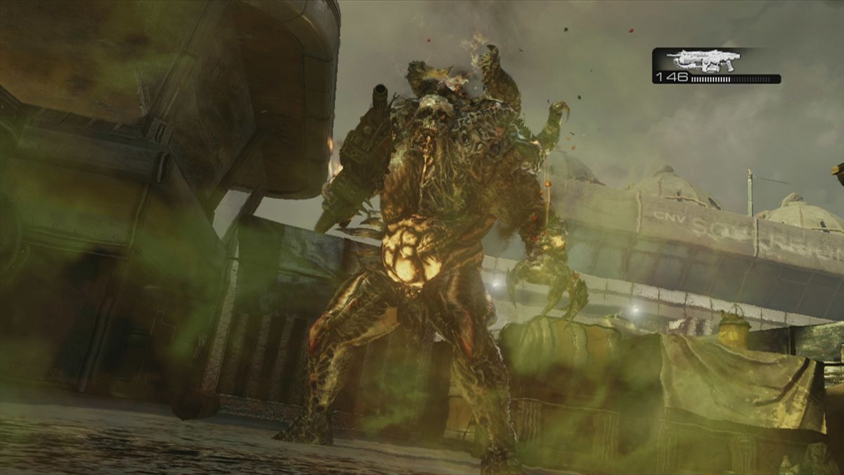 Gears of War 3 (Xbox 360) screenshot: There is the big one!