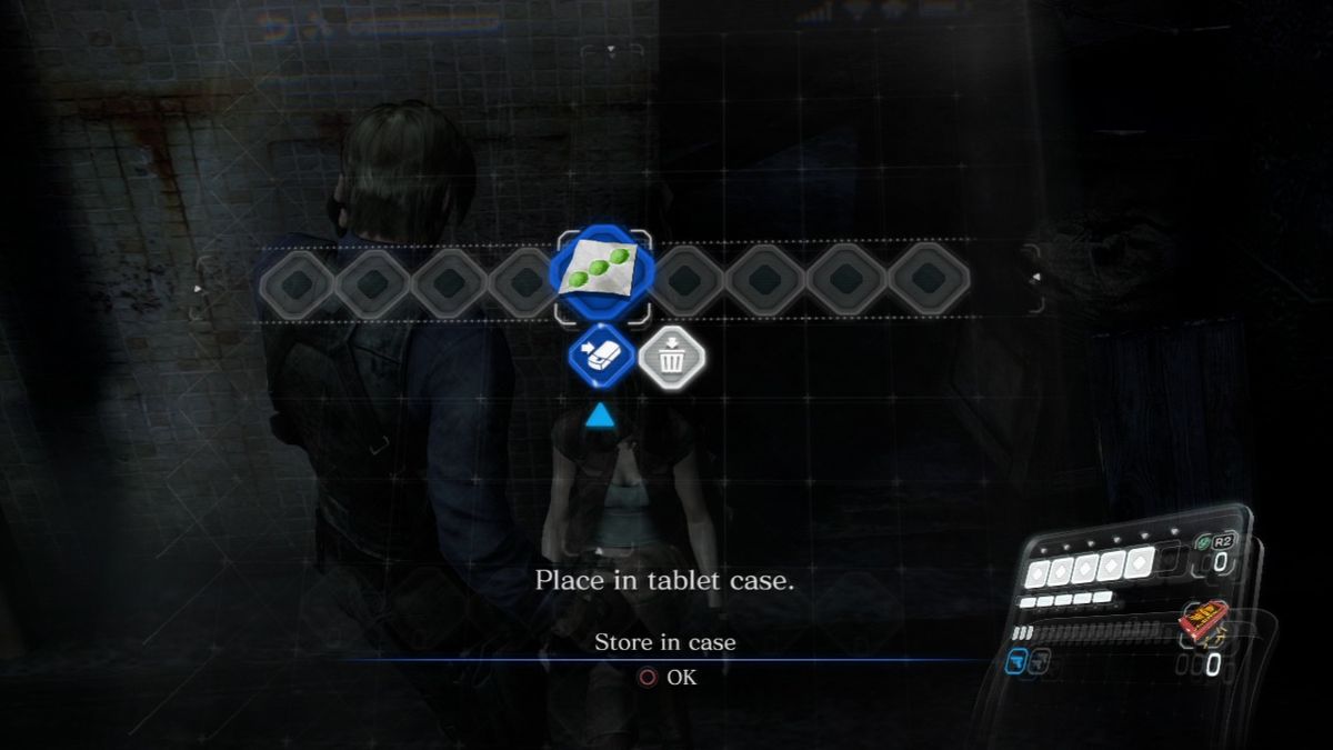 Resident Evil 6 (PlayStation 3) screenshot: Handling inventory... you can assign herbs to a button for quick use during sticky situations.