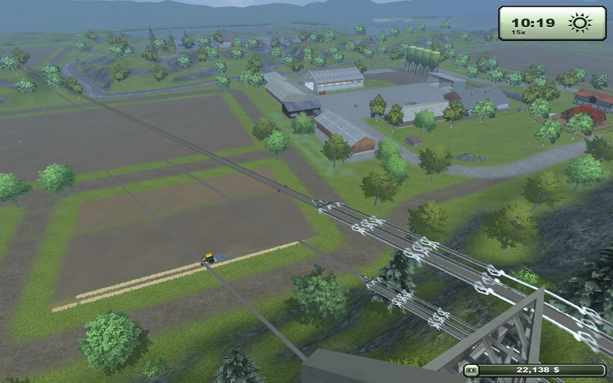 Farming Simulator 2013 (Windows) screenshot: An aerial view of the starter farm.