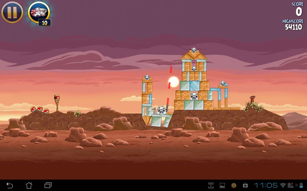 Angry Birds: Star Wars (Android) screenshot: Tatooine Level. Note the pig Stormtrooper firing a laser.