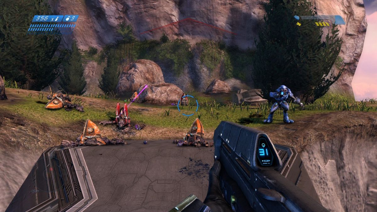 Halo: Combat Evolved - Anniversary (Xbox 360) screenshot: Fighting the enemy patrol (remake).