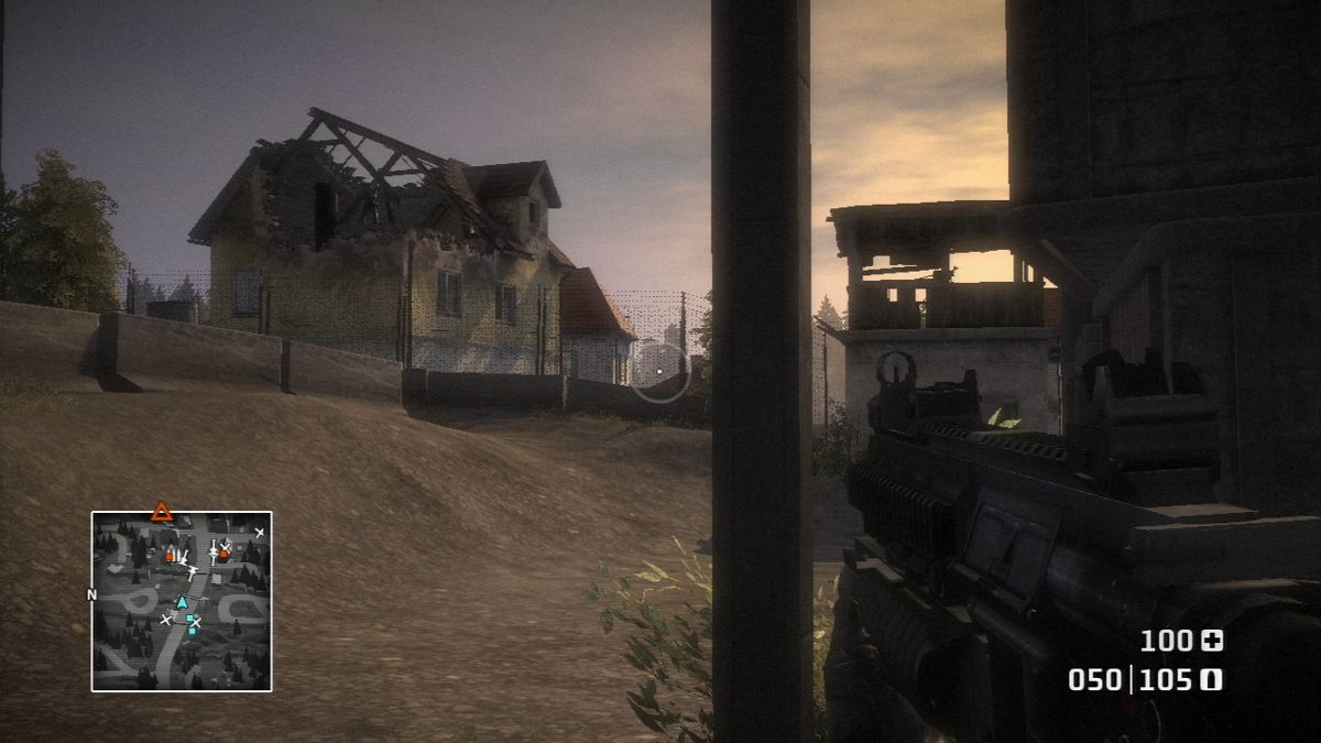 Battlefield: Bad Company (PlayStation 3) screenshot: Enemy sniper on 11 o'clock.