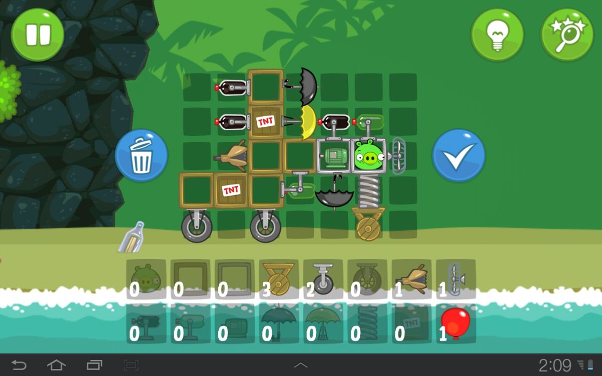 Bad Piggies (Android) screenshot: Sandbox lets you construct any monstrous vehicle using the unlocked parts