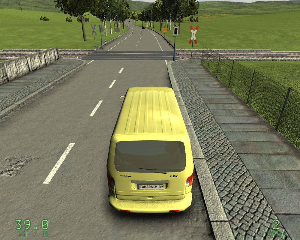 Driving Simulator 2009 (Windows) screenshot: Approaching a train crossing