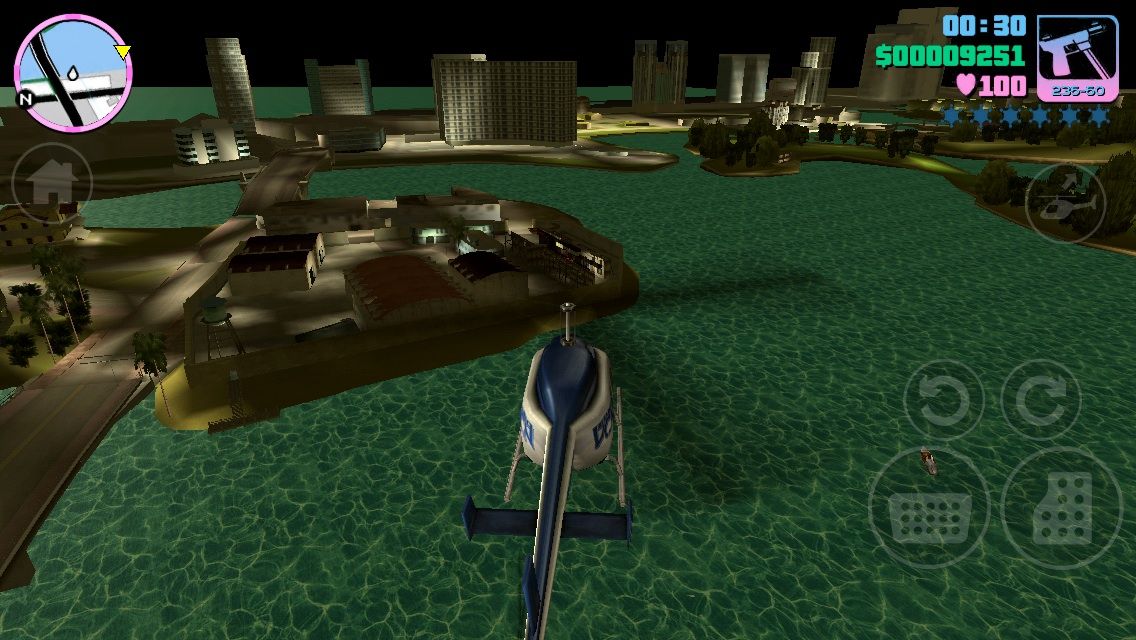 Grand Theft Auto: Vice City (iPhone) screenshot: Helicopters help admire Vice City