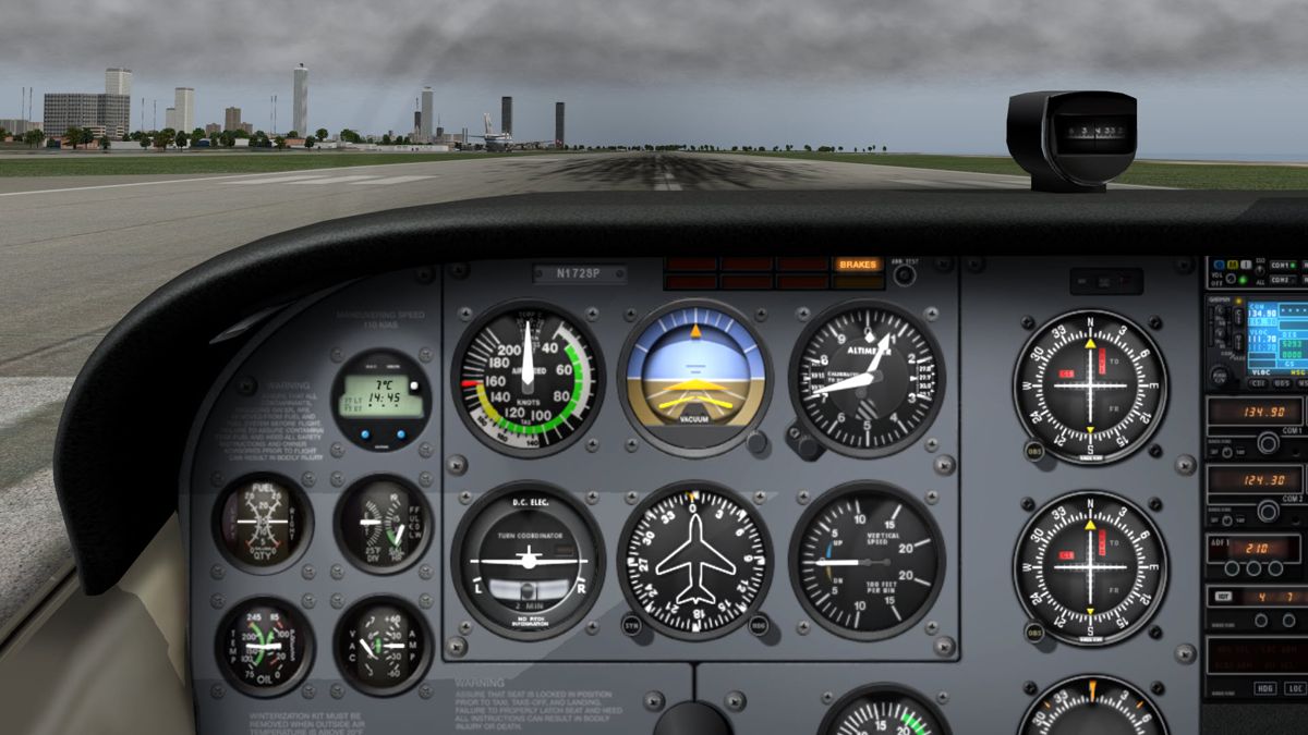 X-Plane 10: Regional Edition - North America (Windows) screenshot: Chicago's Meigs Field with default scenery