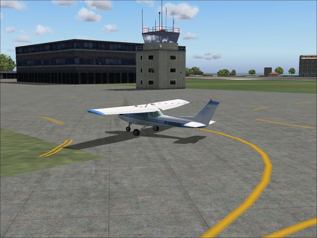 Flying Club (Windows) screenshot: On the ground at Shoreham airport.
